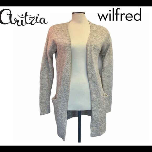 Aritzia Sweaters - Aritzia Wilfred wool cardigan size extra small